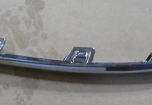 AGL-012528
